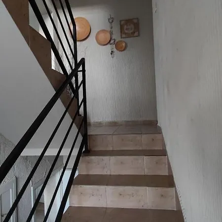 ホームステイ U Oli