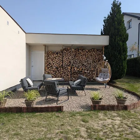 ホームステイ U Oli